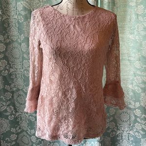 Elle Women’s Pink Lace Top